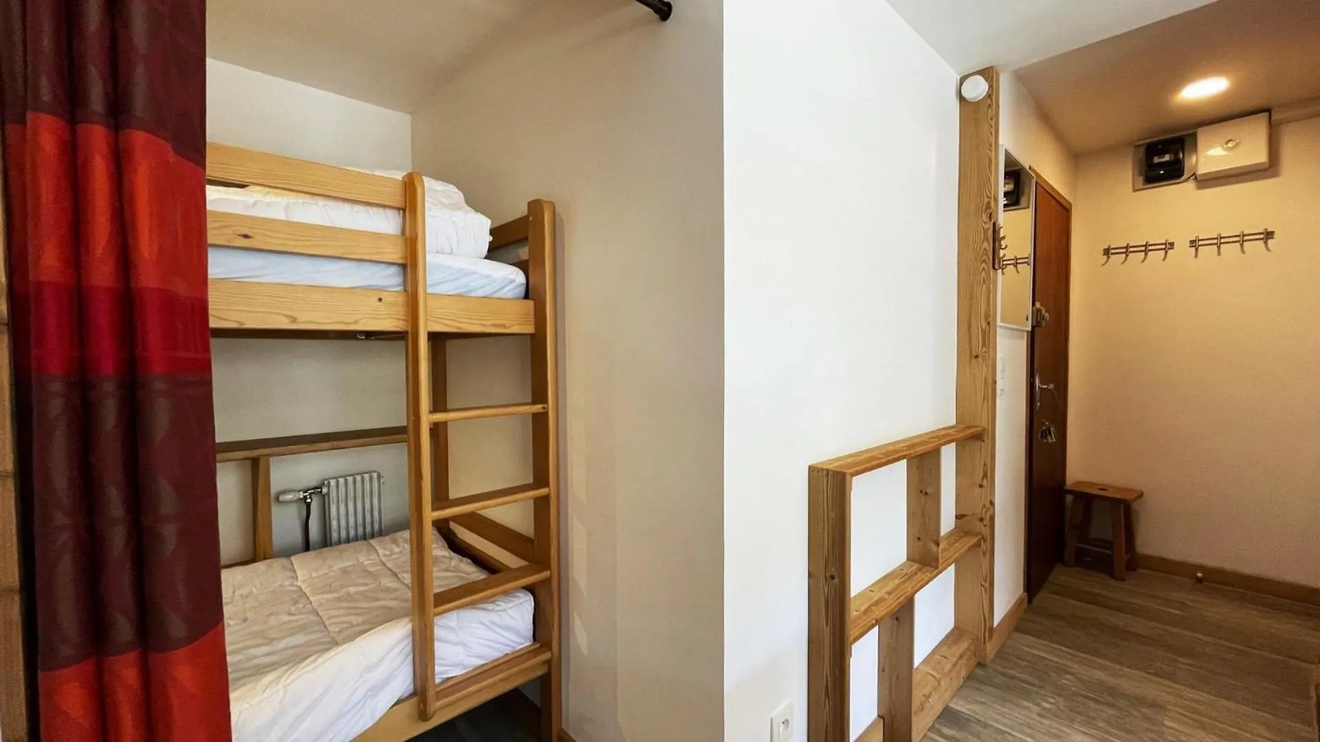 Apartment Studio Renove Pour 4, Ski Aux Pieds, La Croisette, Les Menuires - Fr-1-452-230 Saint-Martin-de-Belleville France